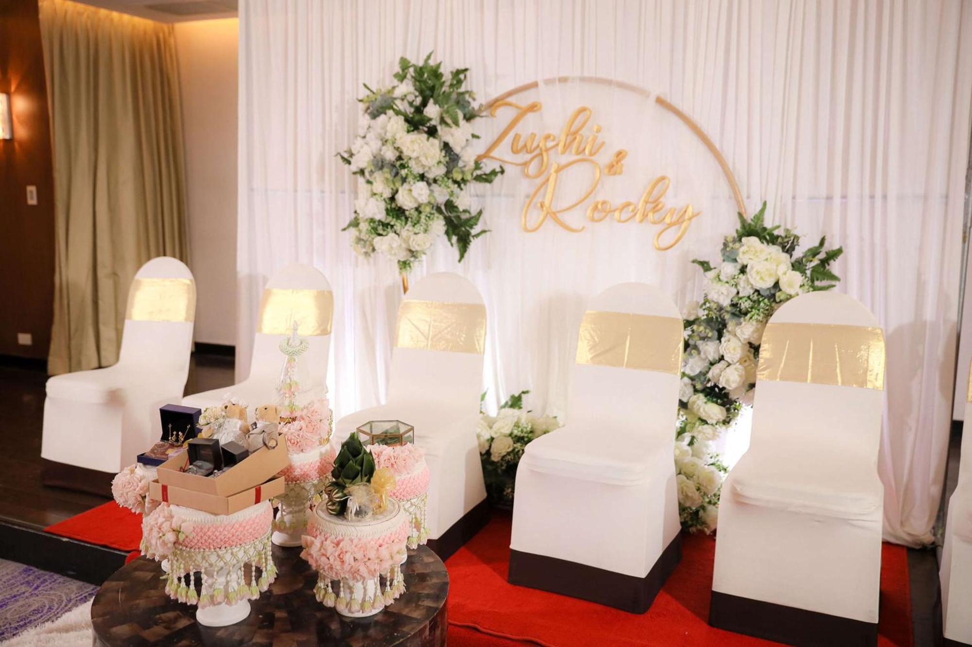Radisson Suites Bangkok Sukhumvit Екстериор снимка