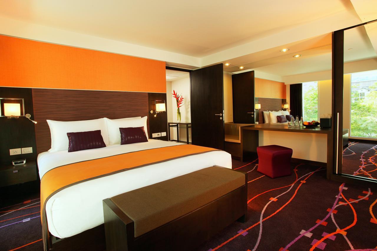 Radisson Suites Bangkok Sukhumvit Стая снимка